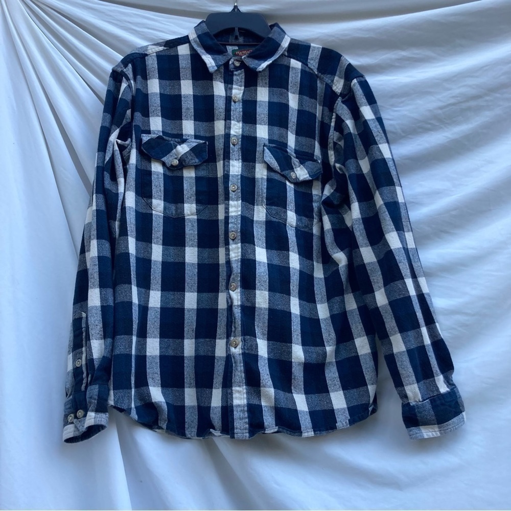 Flyshacker blue and white plaid flannel shirt, size large